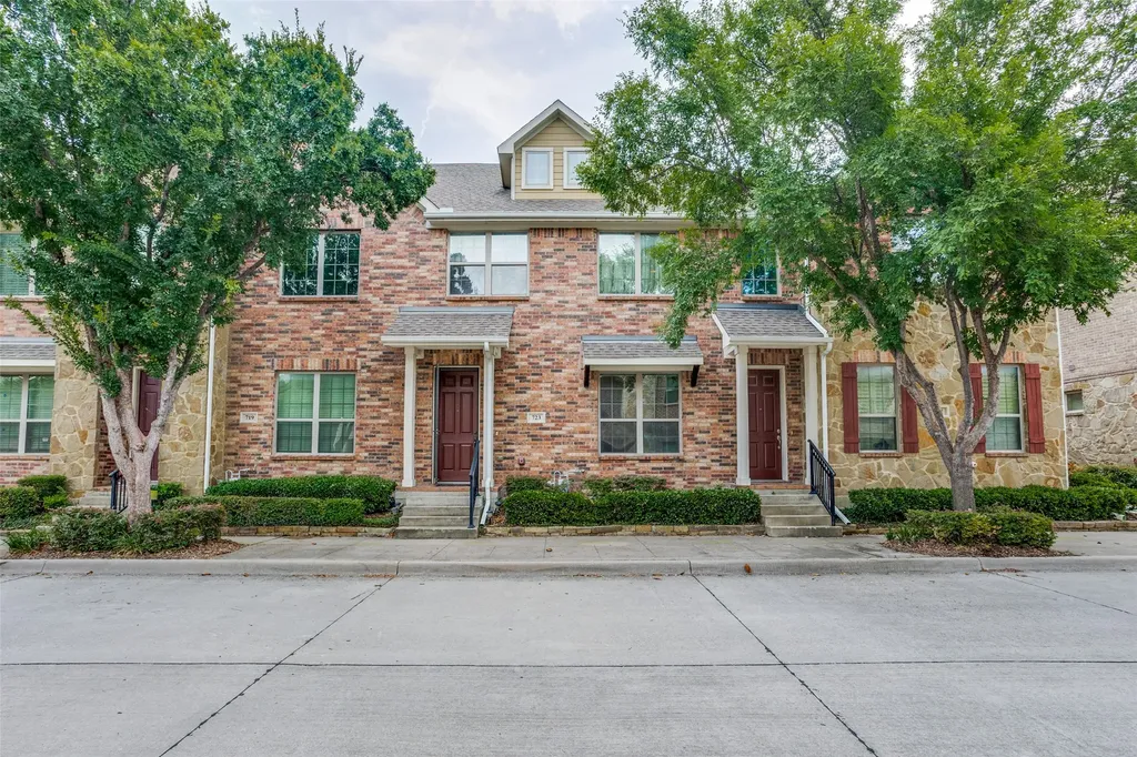 723 Matthew Place Richardson TX 75081
