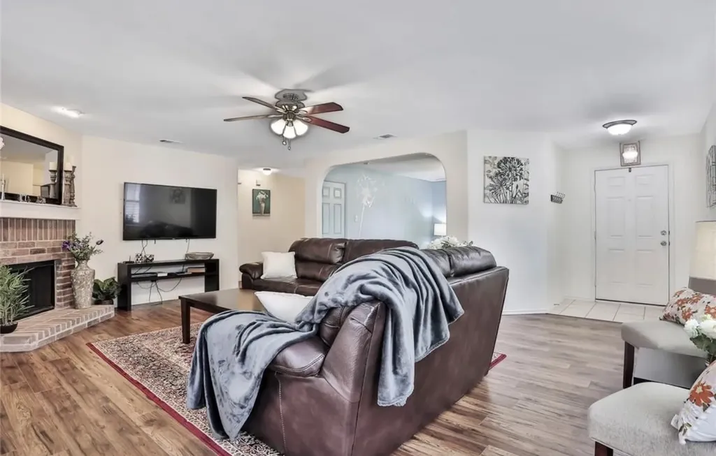 10040 Daly Drive Fort Worth TX 76053