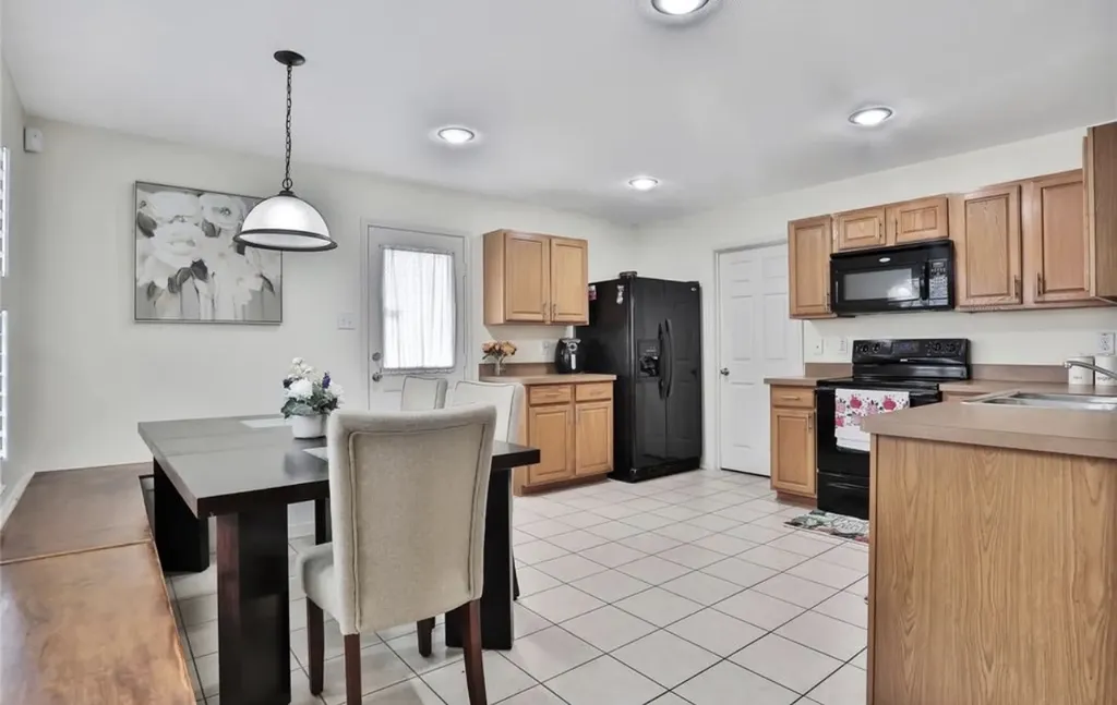 10040 Daly Drive Fort Worth TX 76053