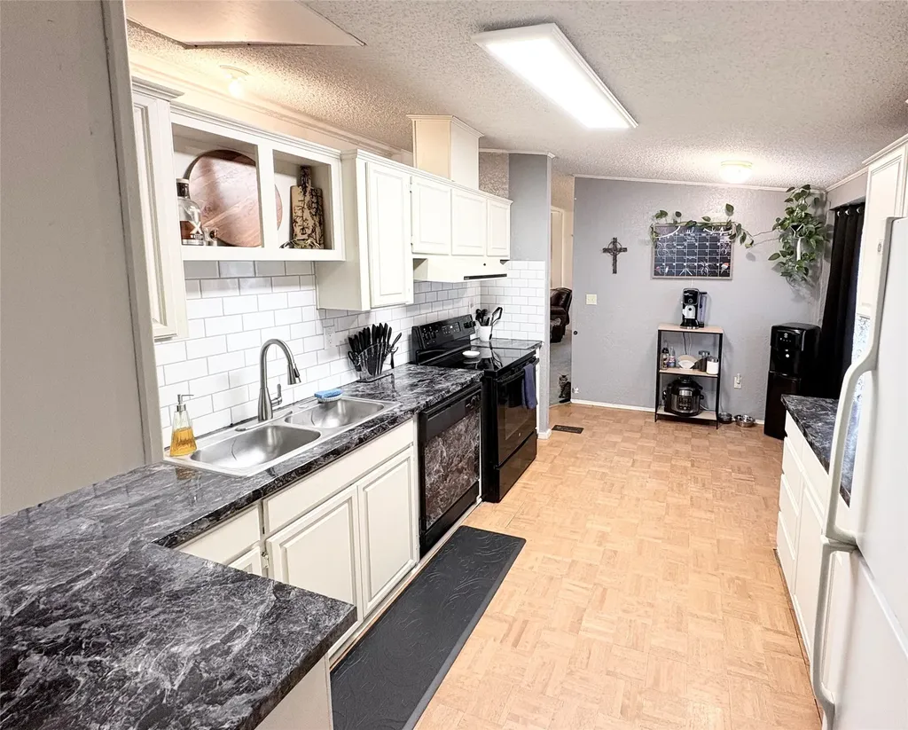 606 W 16th Street Cisco TX 76437