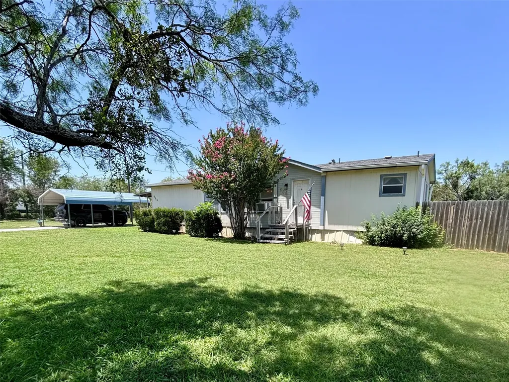 606 W 16th Street Cisco TX 76437