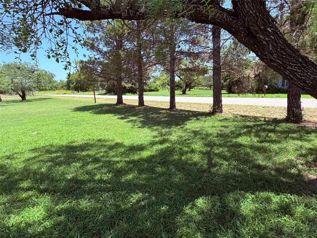 606 W 16th Street Cisco TX 76437