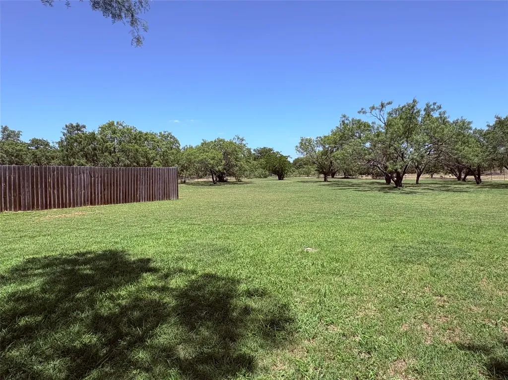 606 W 16th Street Cisco TX 76437