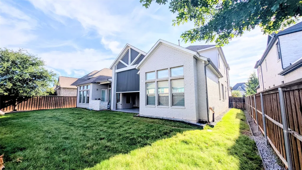 8933 Frostweed Road Frisco TX 75035