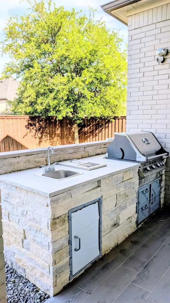 8933 Frostweed Road Frisco TX 75035