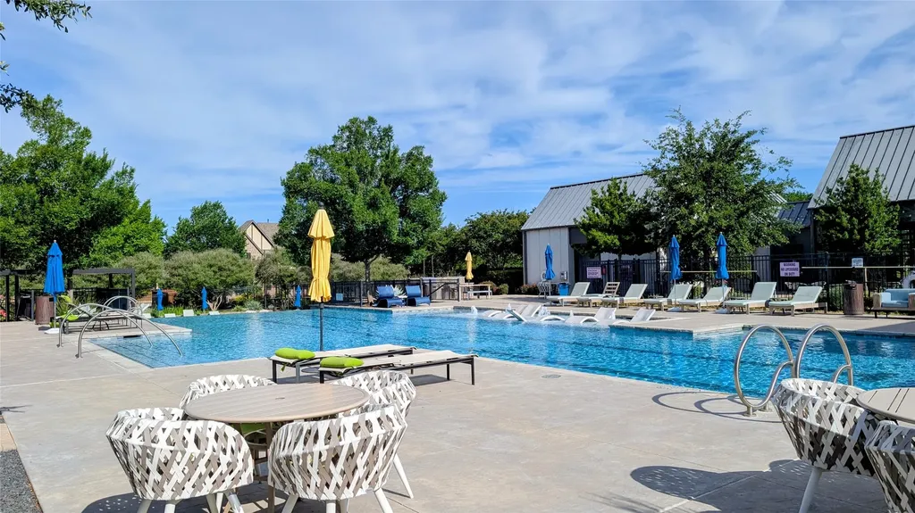8933 Frostweed Road Frisco TX 75035