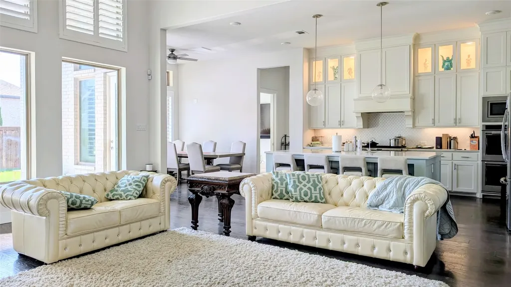 8933 Frostweed Road Frisco TX 75035