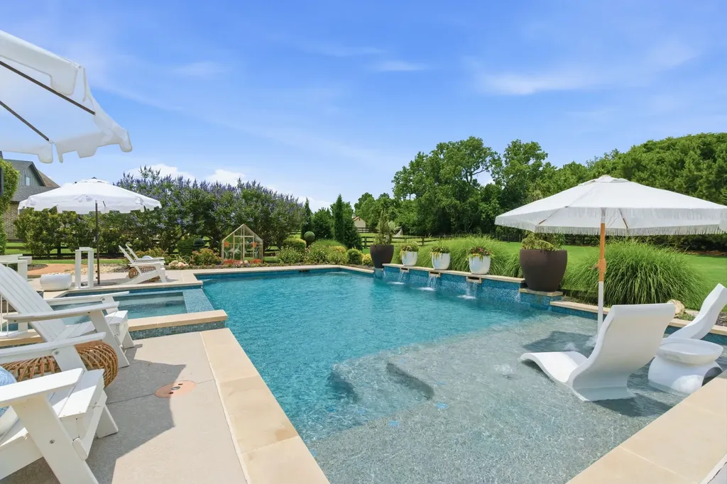 904 Fincher Trail Argyle TX 76226