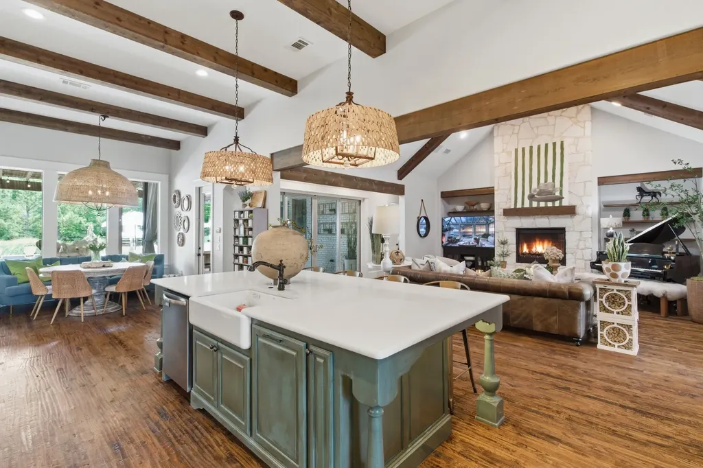 904 Fincher Trail Argyle TX 76226