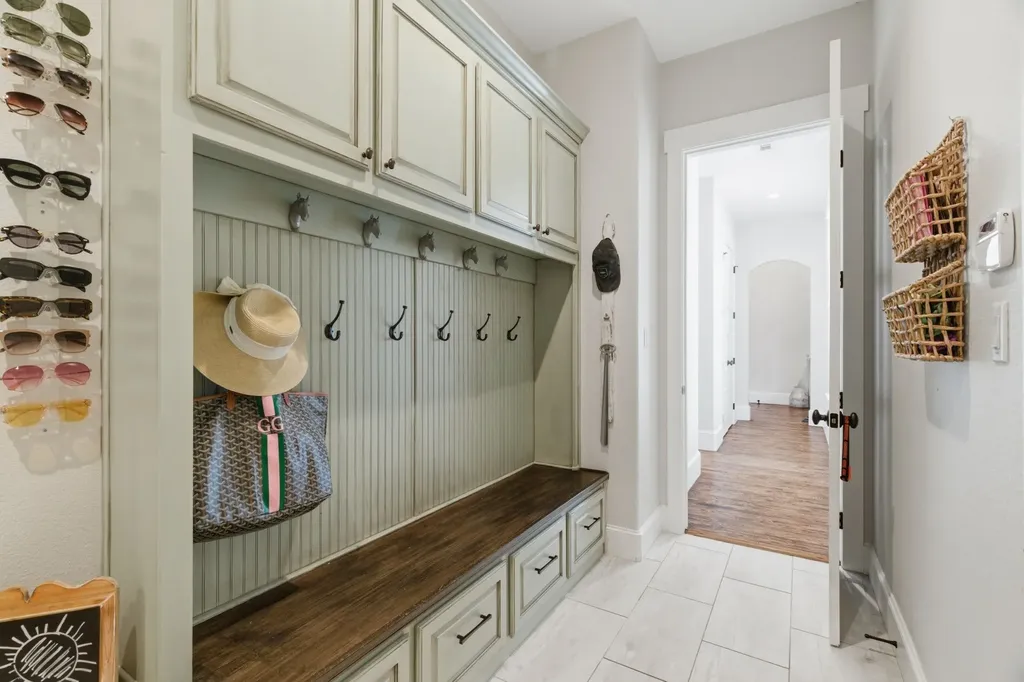904 Fincher Trail Argyle TX 76226