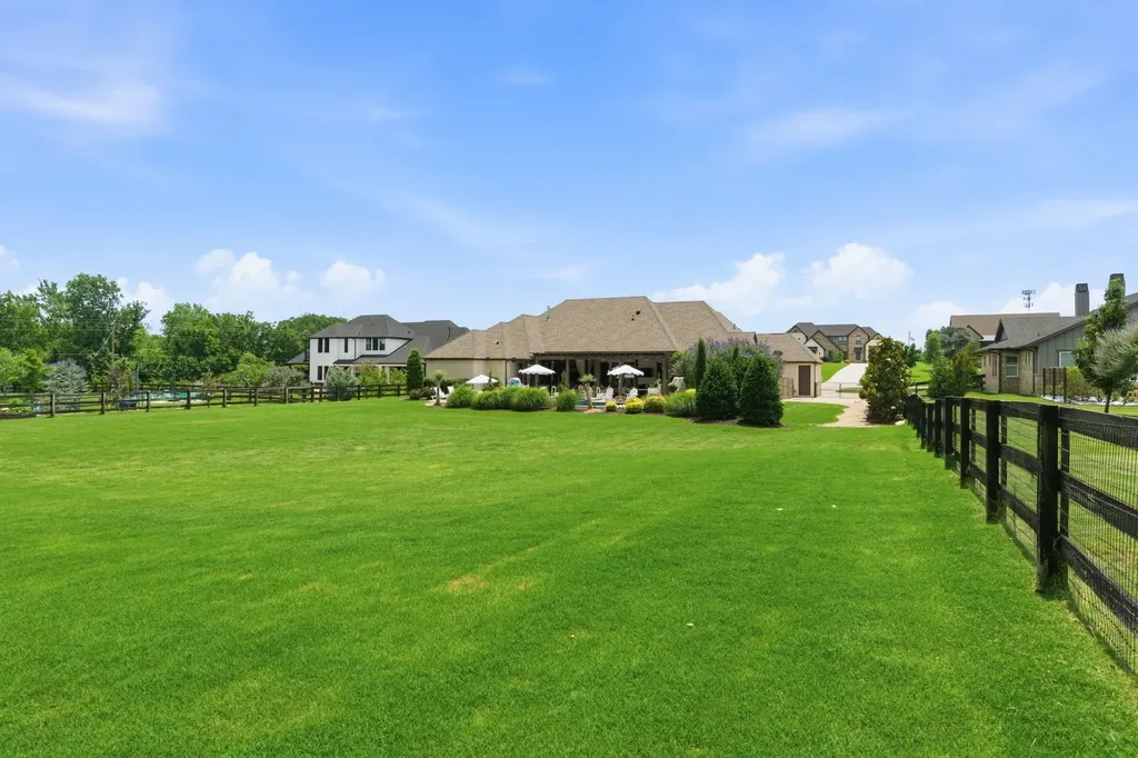 904 Fincher Trail Argyle TX 76226