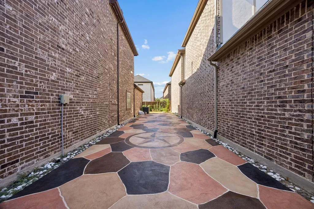 4500 El Paso Drive Plano TX 75024