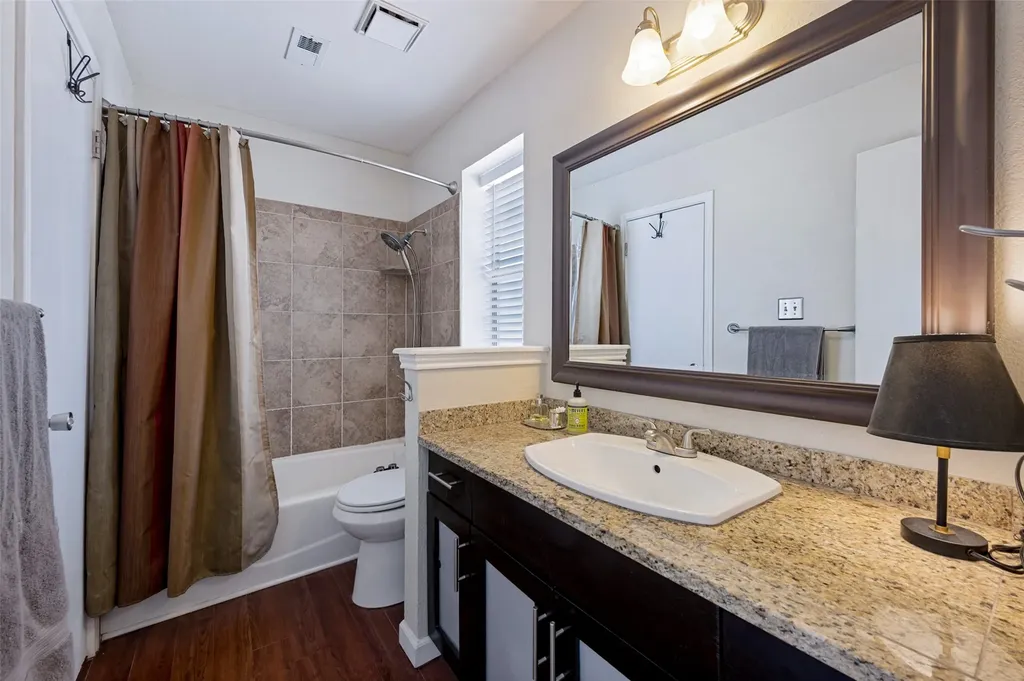 6220 Bentwood Trail Dallas TX 75252