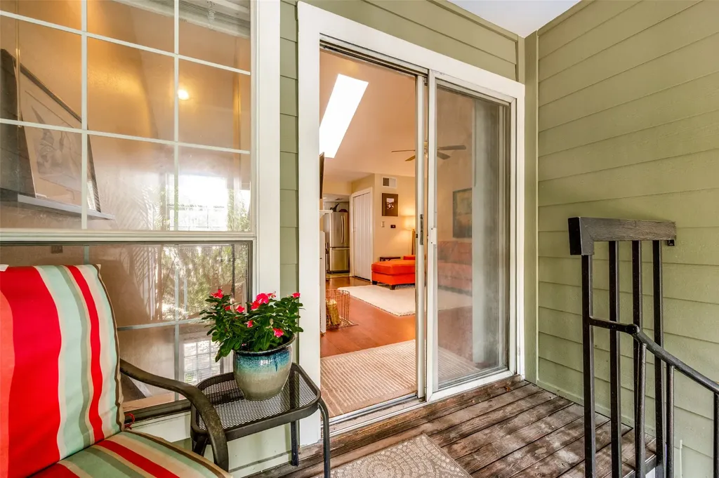 6220 Bentwood Trail Dallas TX 75252