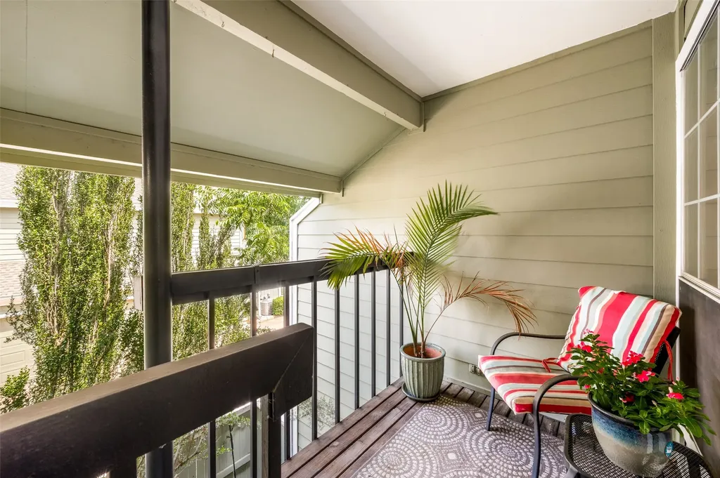 6220 Bentwood Trail Dallas TX 75252