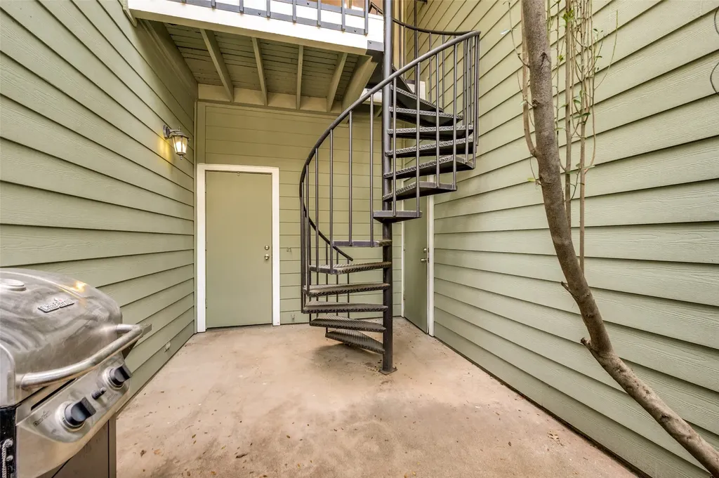 6220 Bentwood Trail Dallas TX 75252