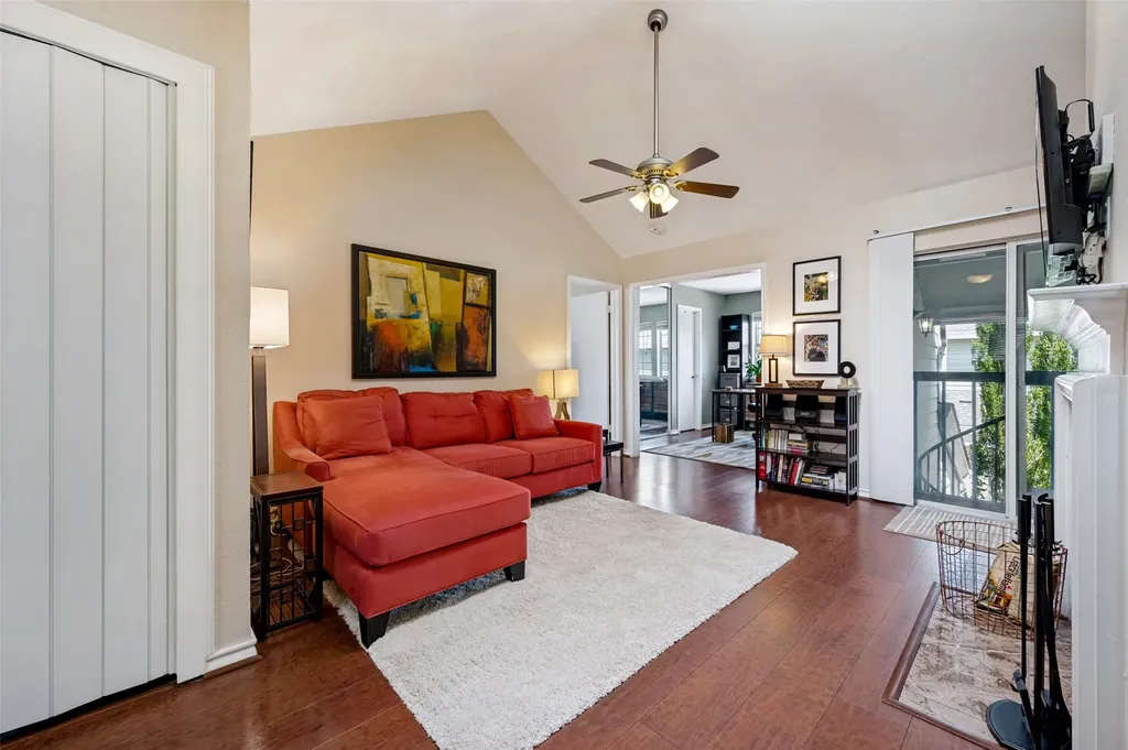 6220 Bentwood Trail Dallas TX 75252