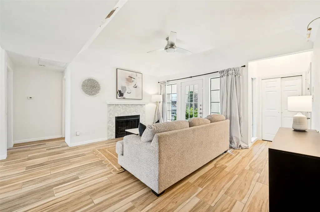 3105 San Jacinto Street Dallas TX 75204