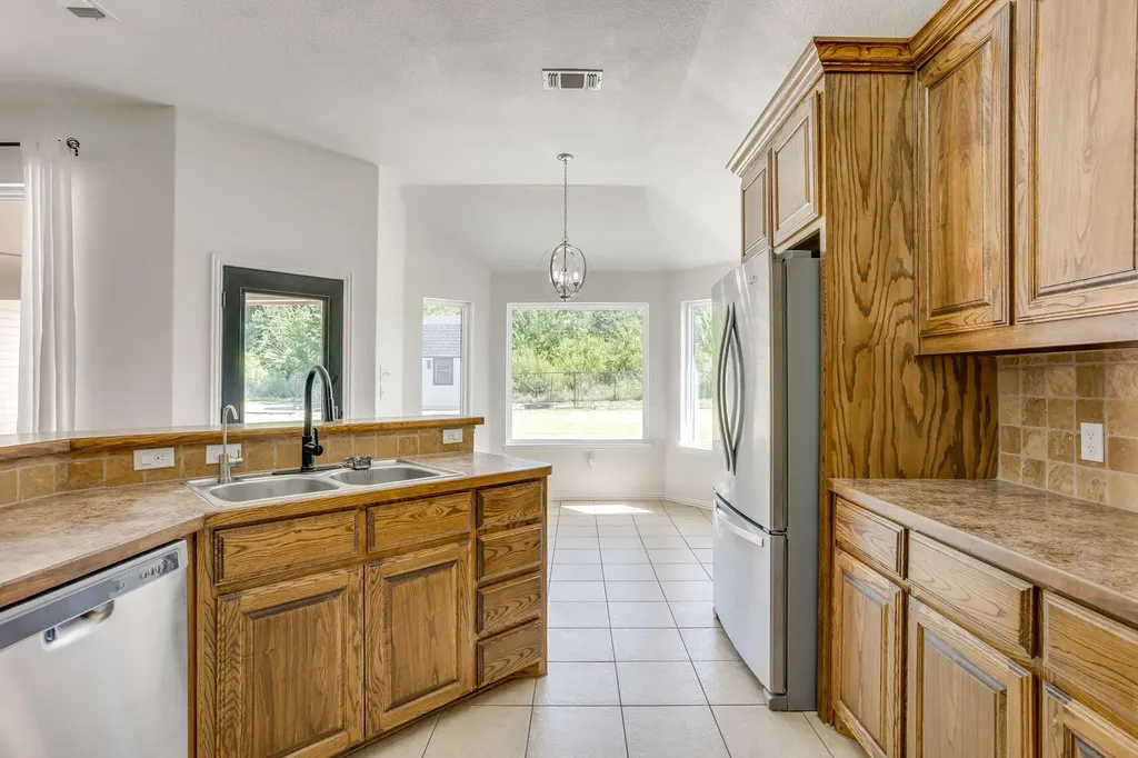116 Cinnamon Court Weatherford TX 76088