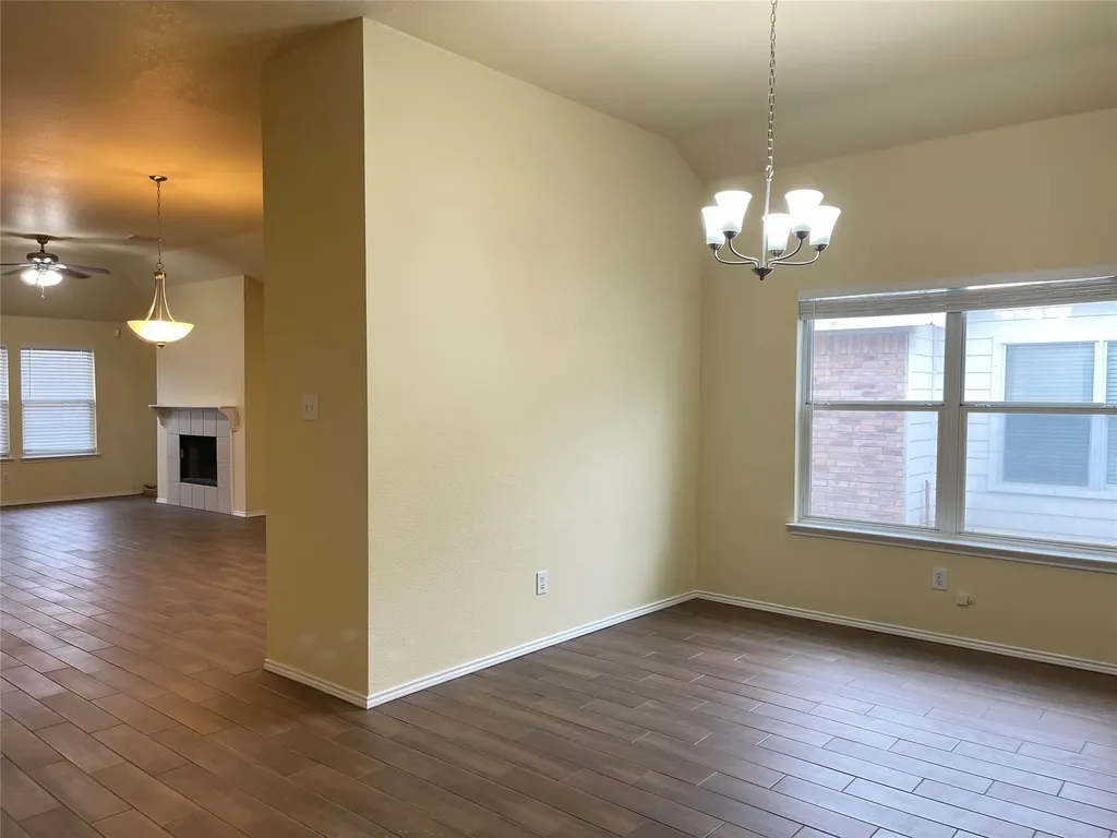 5548 Spring Ridge Drive Watauga TX 76137