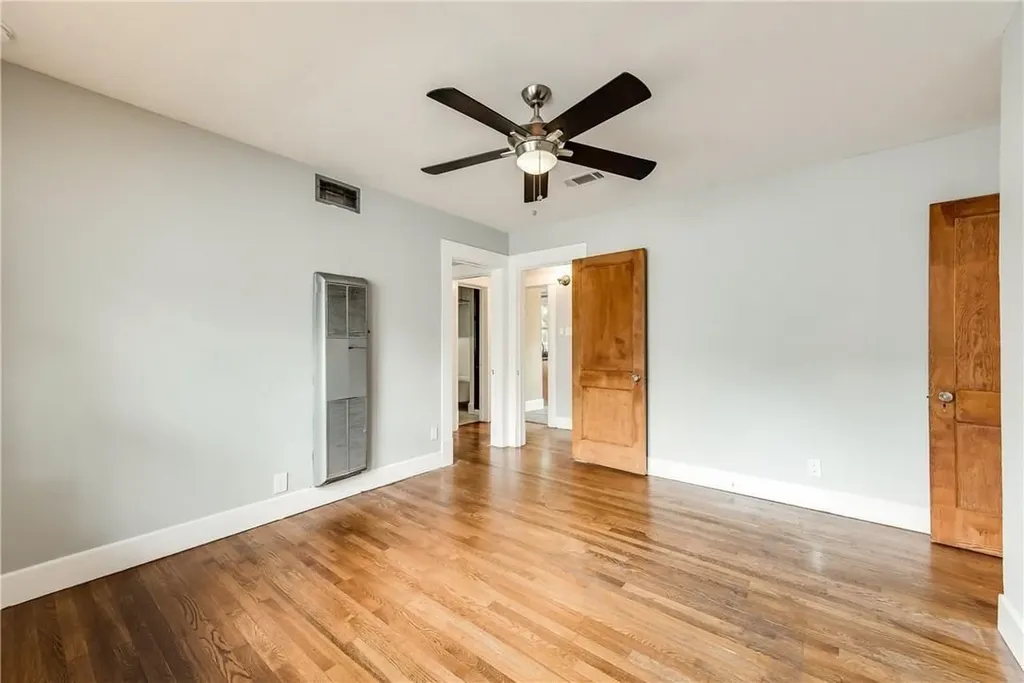 1423 Hollywood Avenue Dallas TX 75208