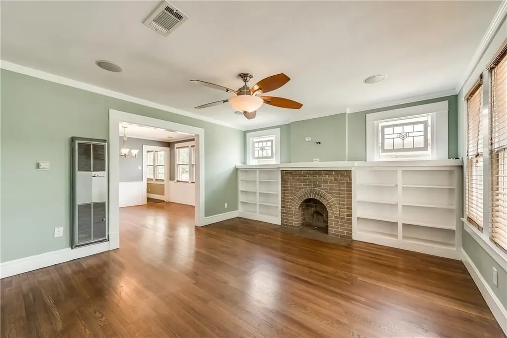 1423 Hollywood Avenue Dallas TX 75208
