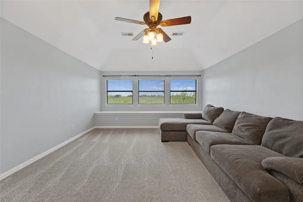 5508 Thistle Hill Denton TX 76210