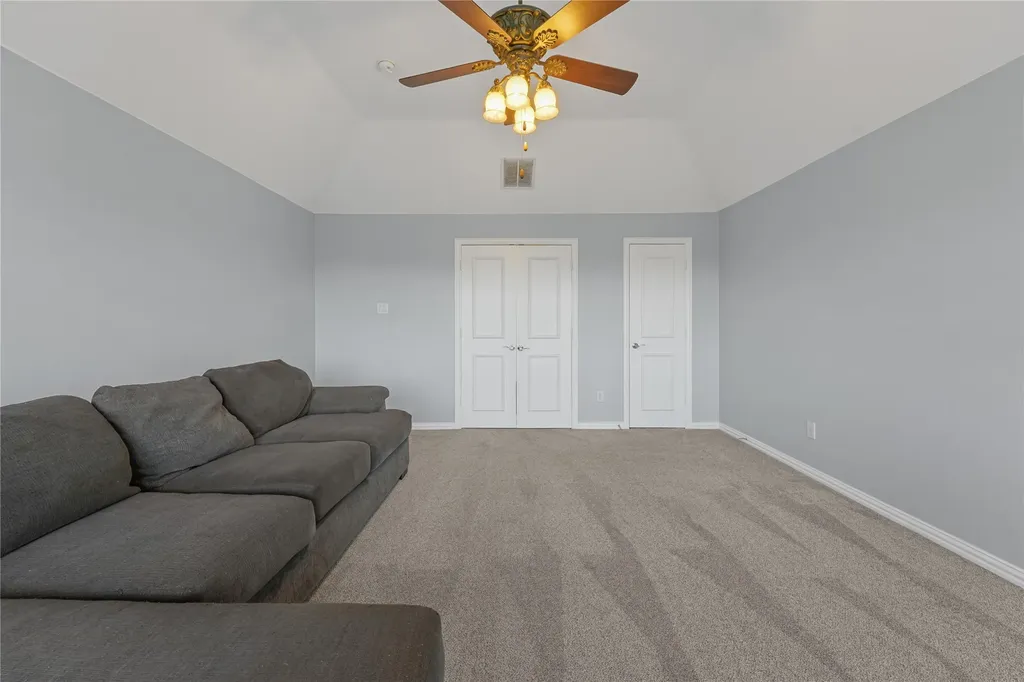 5508 Thistle Hill Denton TX 76210