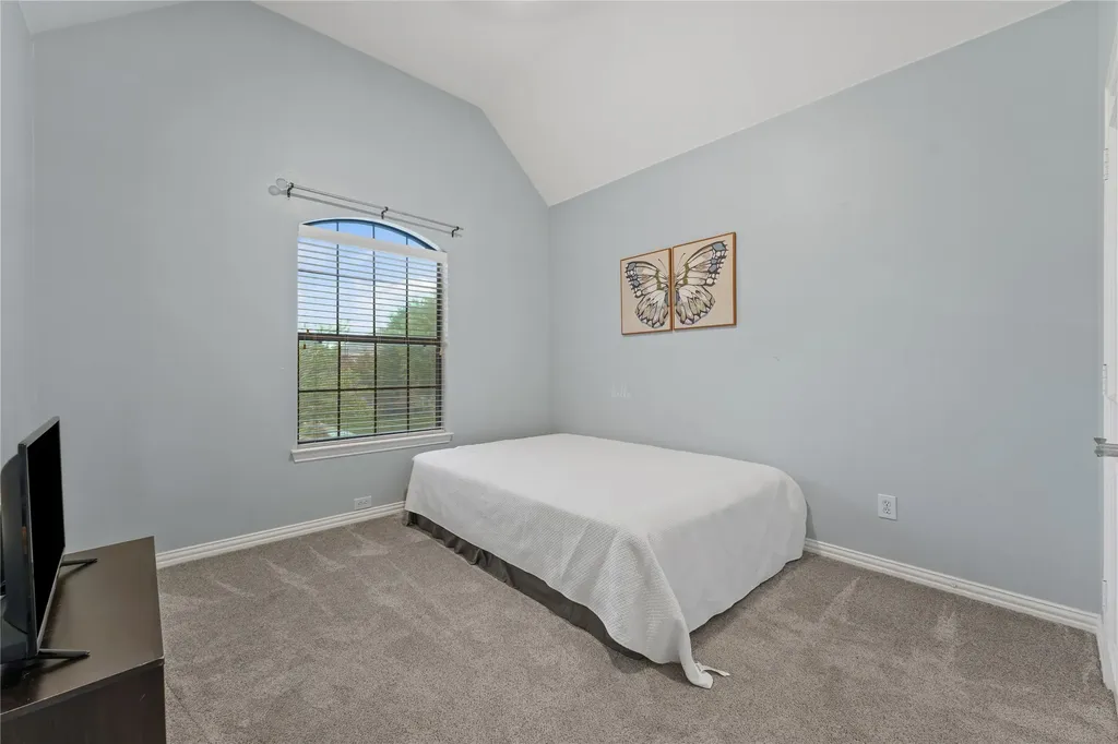 5508 Thistle Hill Denton TX 76210