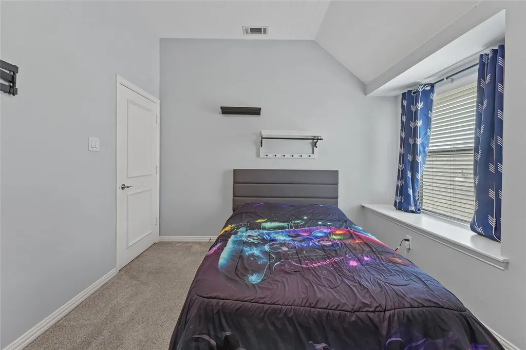 5508 Thistle Hill Denton TX 76210