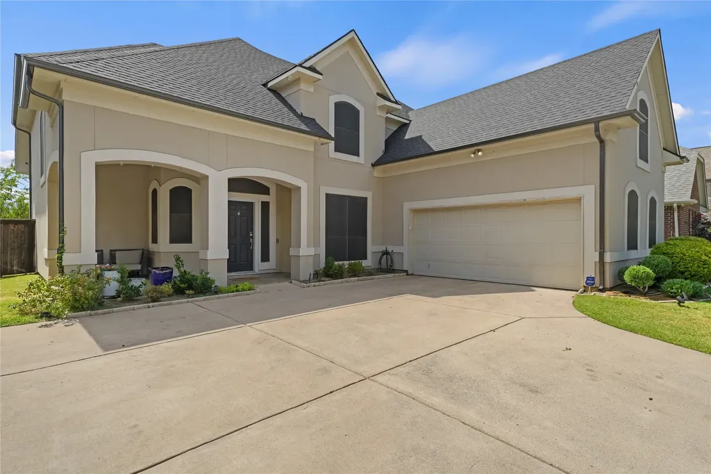5508 Thistle Hill Denton TX 76210