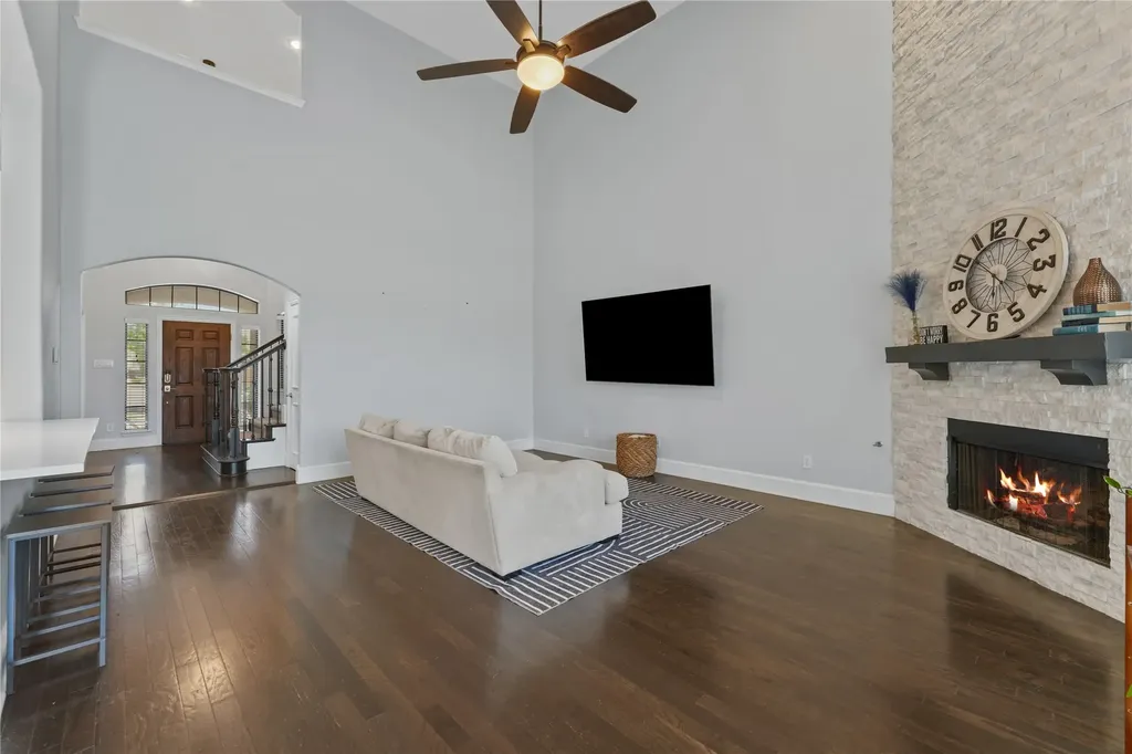 5508 Thistle Hill Denton TX 76210
