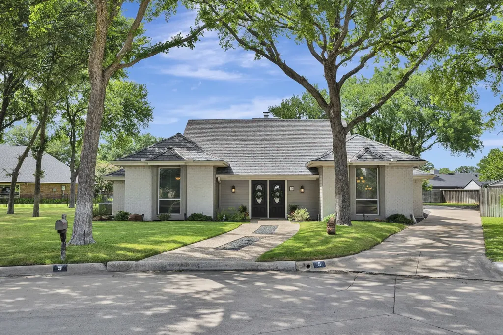 9 Wentworth Court Trophy Club TX 76262