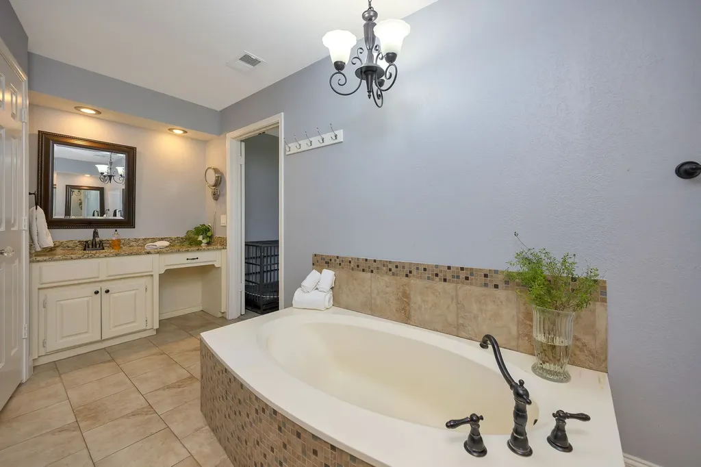 9 Wentworth Court Trophy Club TX 76262