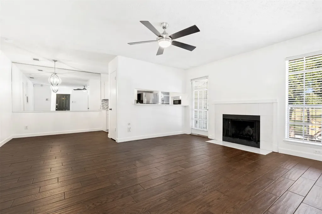 5981 Arapaho Road Dallas TX 75248