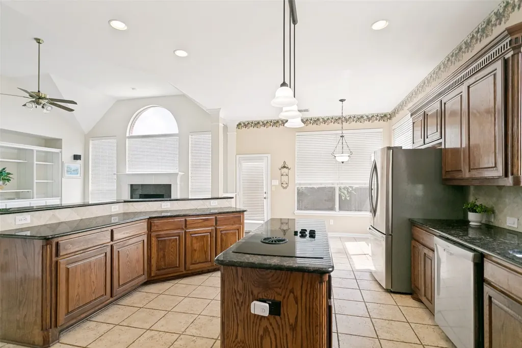 1501 Stone Drive Carrollton TX 75010