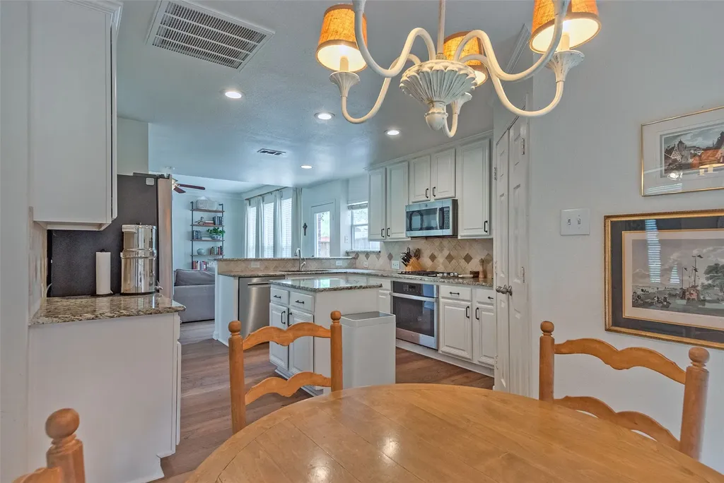 3922 Rolling Oaks Drive Carrollton TX 75007