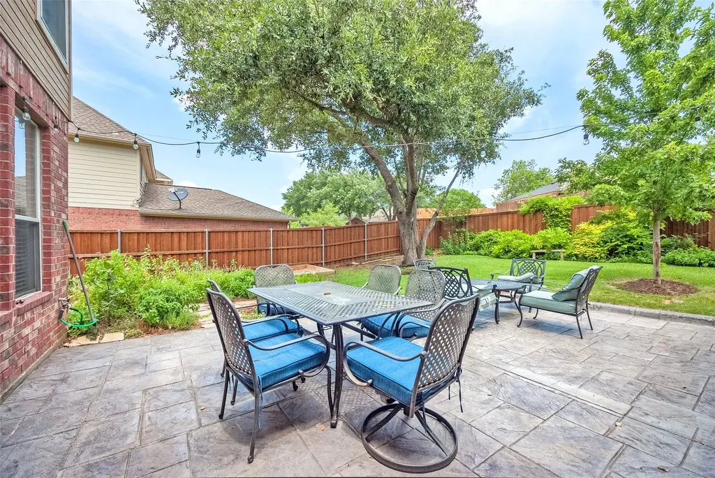 3922 Rolling Oaks Drive Carrollton TX 75007