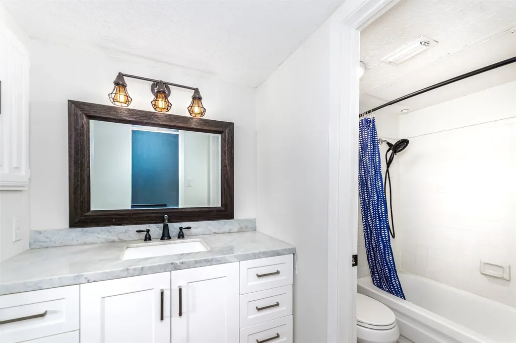 1719 Westview Terrace Arlington TX 76013
