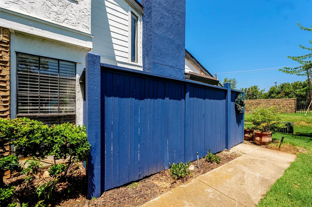 1719 Westview Terrace Arlington TX 76013