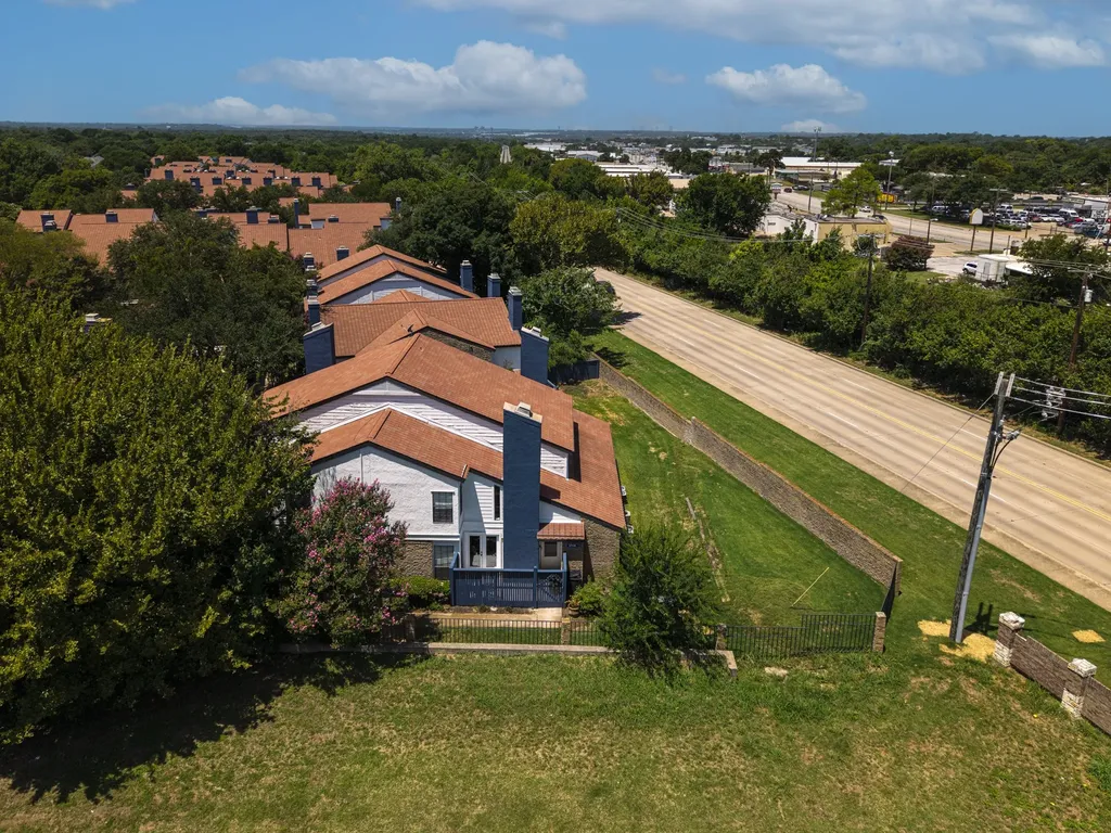 1719 Westview Terrace Arlington TX 76013