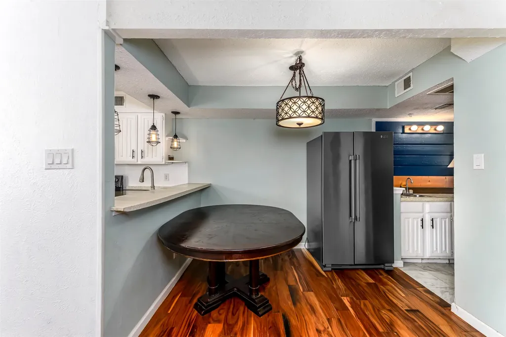 1719 Westview Terrace Arlington TX 76013