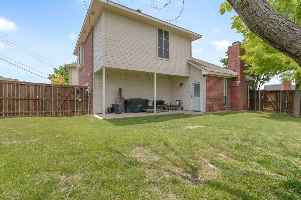 4100 Creekhollow Drive Carrollton TX 75010