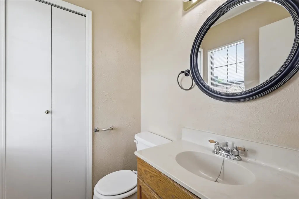 6733 Dandelion Drive Fort Worth TX 76137