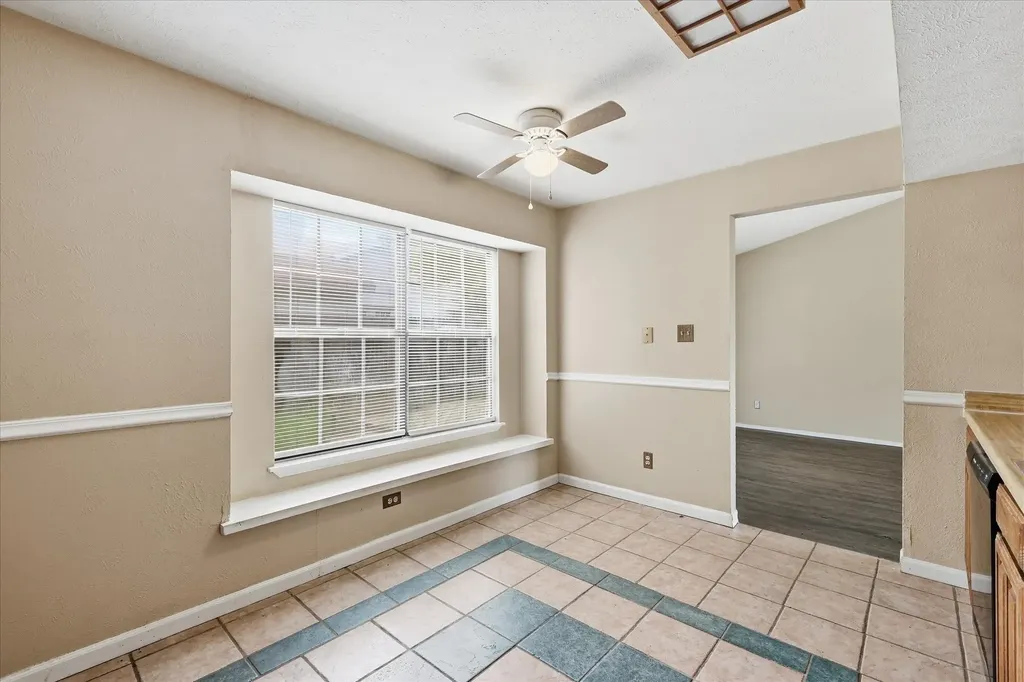 6733 Dandelion Drive Fort Worth TX 76137