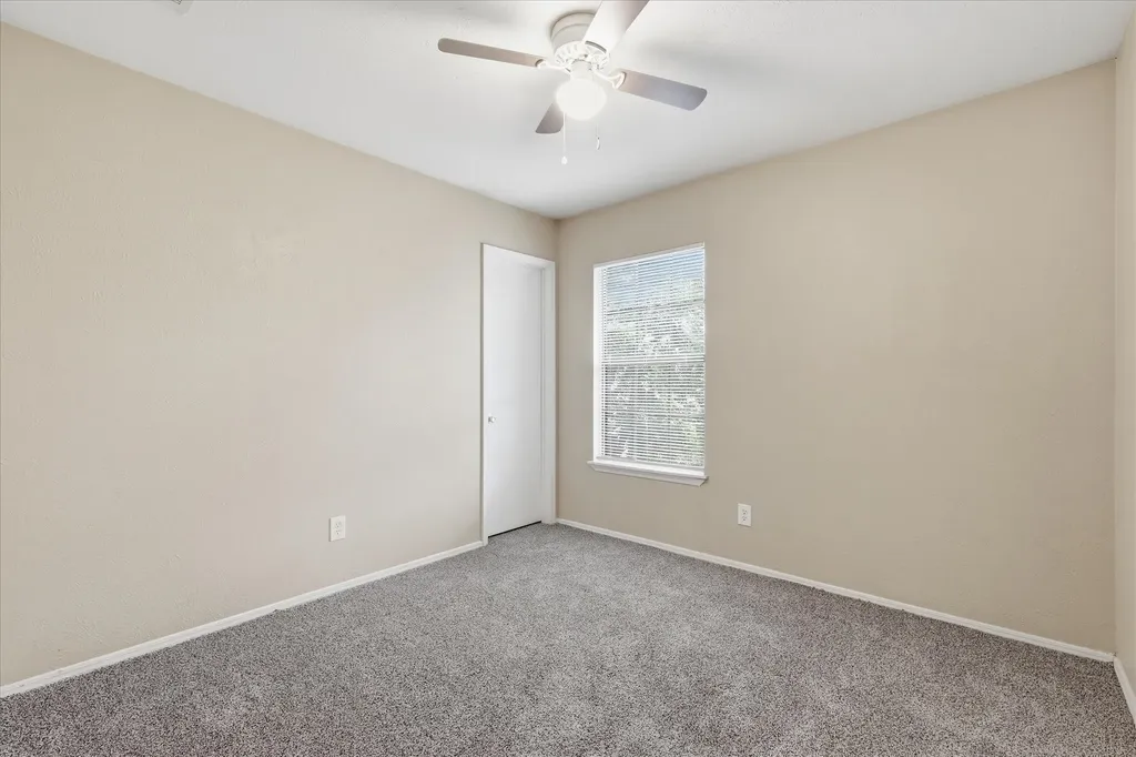 6733 Dandelion Drive Fort Worth TX 76137
