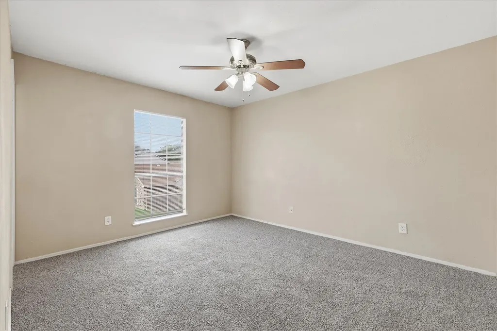6733 Dandelion Drive Fort Worth TX 76137