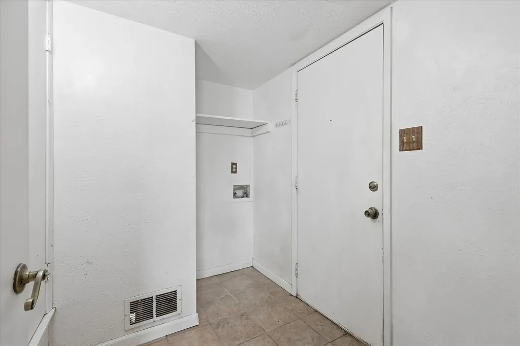 6733 Dandelion Drive Fort Worth TX 76137