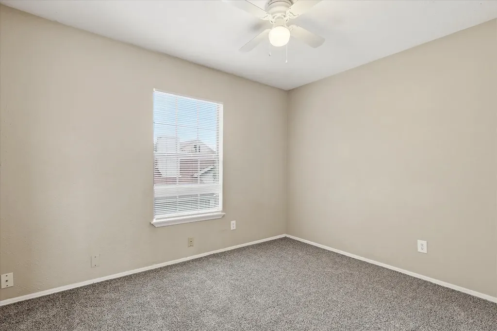 6733 Dandelion Drive Fort Worth TX 76137