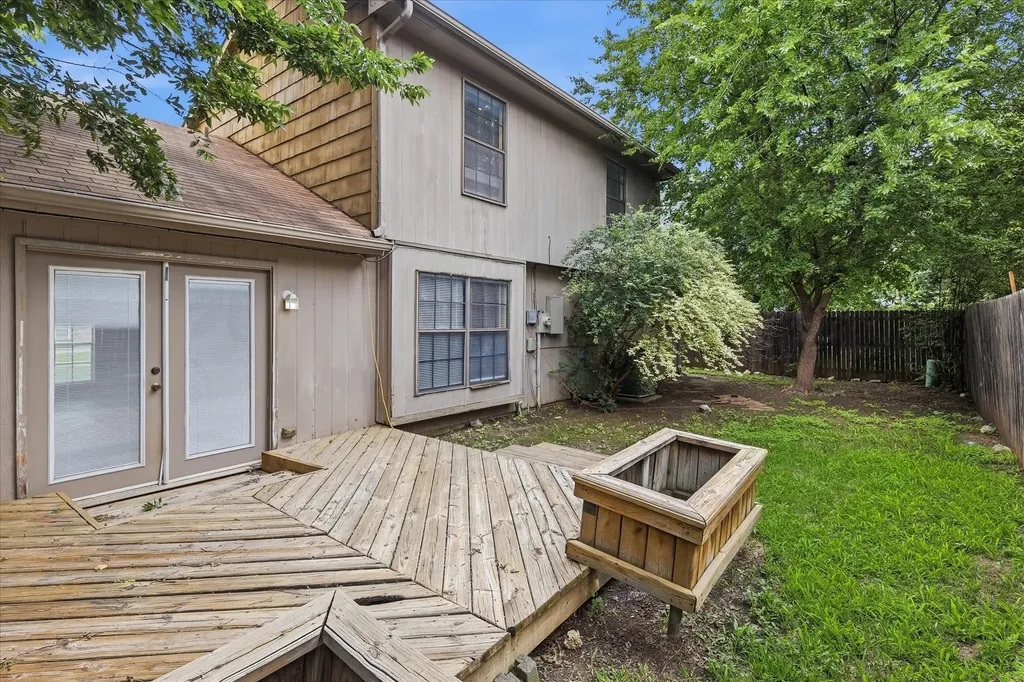 6733 Dandelion Drive Fort Worth TX 76137